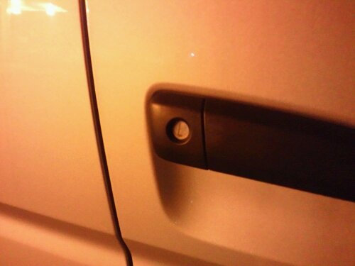兵庫県加古川市でトヨタハイエース車　インロック　鍵紛失　鍵作成　20120508