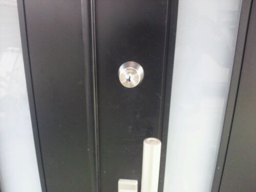たつの市で玄関　プッシュプル錠修理と鍵取替え 20120615