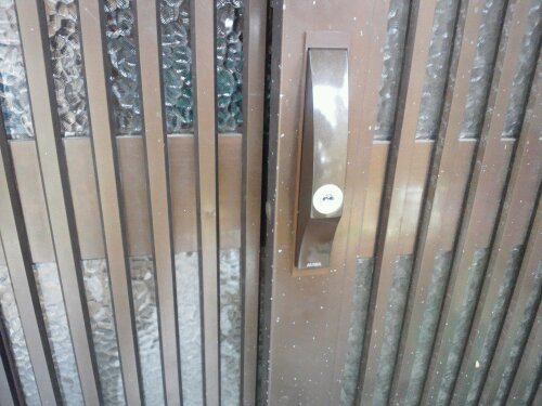 姫路市で玄関引き戸の鍵の調子がおかしい　20120107