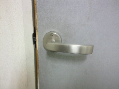 たつの市でトイレの鍵　部屋の鍵交換2　20120314